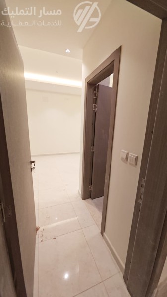 Photo by Daniel J. Schwarz